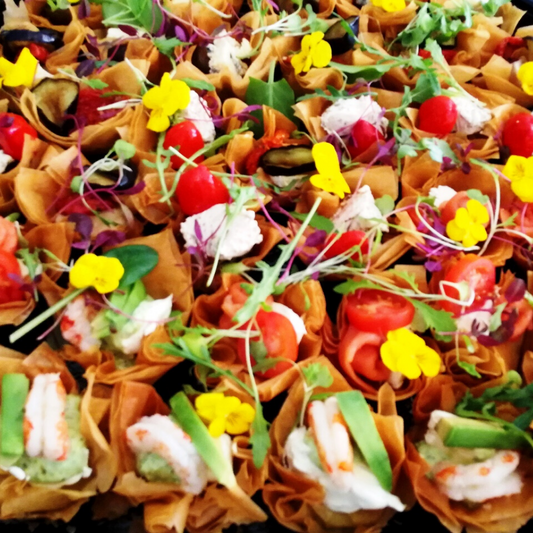 Open phyllo pastry canapé platter
